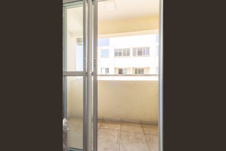 Sacada de apartamento à venda com 1 quarto, 35m² em Km 18, Osasco