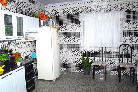 Casa para alugar com 75m², 3 quartos e 1 vagaCozinha