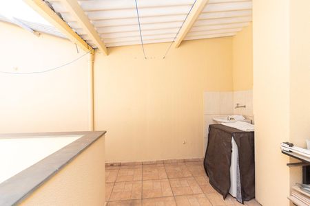 Casa à venda com 110m², 2 quartos e 1 vaga Casa à venda com 110m², 2 quartos e 1 vagaÁrea de Serviço