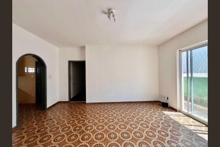 Casa à venda com 500m², 5 quartos e 2 vagas Casa à venda com 500m², 5 quartos e 2 vagasSala 2