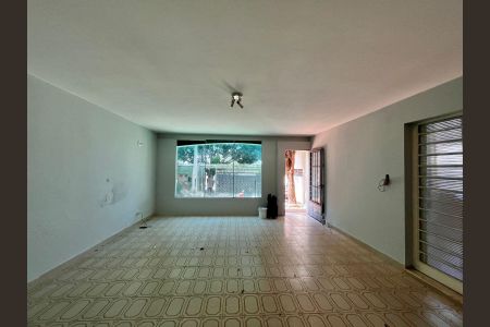 Casa à venda com 500m², 5 quartos e 2 vagas Casa à venda com 500m², 5 quartos e 2 vagasSala 3