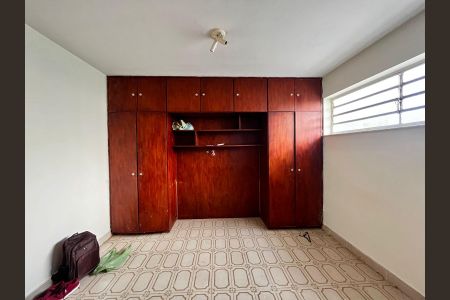 Casa à venda com 500m², 5 quartos e 2 vagas Casa à venda com 500m², 5 quartos e 2 vagasSuíte 2