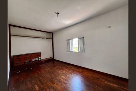 Casa à venda com 500m², 5 quartos e 2 vagas Casa à venda com 500m², 5 quartos e 2 vagasSuíte 1