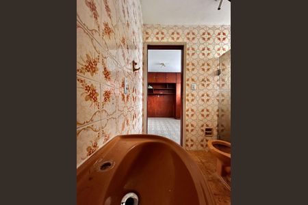 Casa à venda com 500m², 5 quartos e 2 vagas Casa à venda com 500m², 5 quartos e 2 vagasBanheiro da Suíte 2