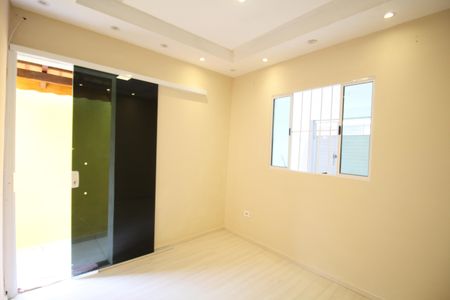 Sala de casa de condomínio à venda com 2 quartos, 74m² em Jardim das Palmas, São Paulo