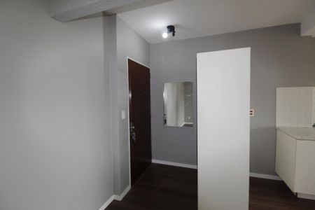 Apartamento à venda com 77m², 2 quartos e 1 vagaSala