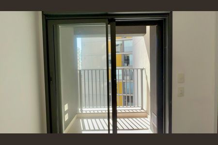 Apartamento à venda com 195m², 4 quartos e 3 vagas Apartamento à venda com 195m², 4 quartos e 3 vagasSuíte 2