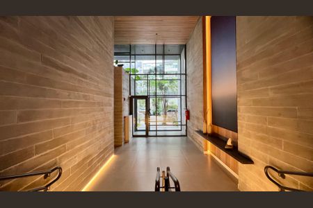 Apartamento à venda com 195m², 4 quartos e 3 vagas Apartamento à venda com 195m², 4 quartos e 3 vagasHall de entrada