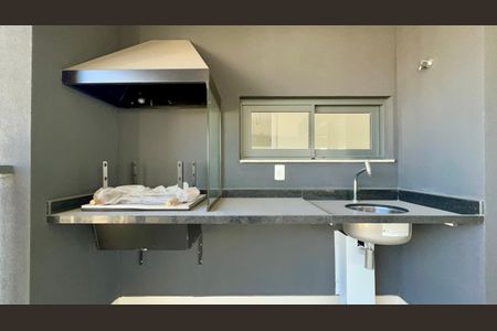 Apartamento à venda com 195m², 4 quartos e 3 vagas Apartamento à venda com 195m², 4 quartos e 3 vagasVaranda gourmet