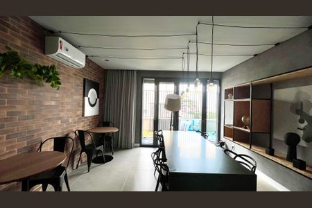 Apartamento à venda com 195m², 4 quartos e 3 vagas Apartamento à venda com 195m², 4 quartos e 3 vagasÁrea comum