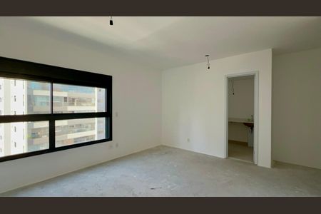 Apartamento à venda com 195m², 4 quartos e 3 vagas Apartamento à venda com 195m², 4 quartos e 3 vagasSuíte 1