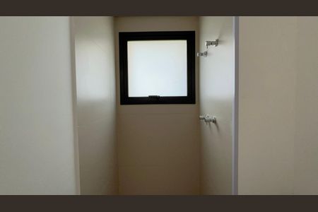 Apartamento à venda com 195m², 4 quartos e 3 vagasBanheiro da Suíte 2