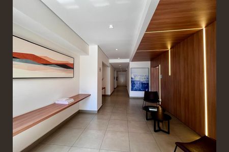 Apartamento à venda com 69m², 2 quartos e 1 vaga Apartamento à venda com 69m², 2 quartos e 1 vagaHall de entrada
