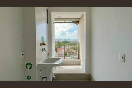 Apartamento à venda com 237m², 3 quartos e 3 vagas Apartamento à venda com 237m², 3 quartos e 3 vagasÁrea de Serviço