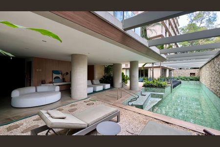 Apartamento à venda com 237m², 3 quartos e 3 vagas Apartamento à venda com 237m², 3 quartos e 3 vagasPiscina