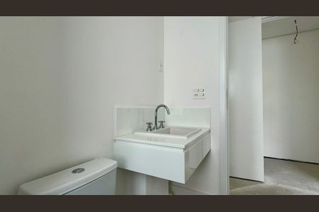 Apartamento à venda com 237m², 3 quartos e 3 vagas Apartamento à venda com 237m², 3 quartos e 3 vagasBanheiro da Suíte 1