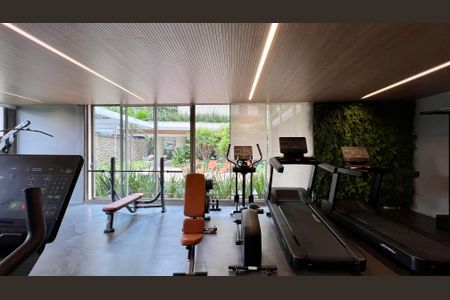 Apartamento à venda com 237m², 3 quartos e 3 vagas Apartamento à venda com 237m², 3 quartos e 3 vagasAcademia