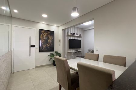 Sala de apartamento para alugar com 2 quartos, 58m² em Picanço, Guarulhos