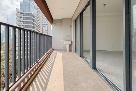 Apartamento à venda com 38m², 1 quarto e 1 vaga Apartamento à venda com 38m², 1 quarto e 1 vagaVaranda do Studio