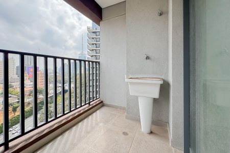 Apartamento à venda com 38m², 1 quarto e 1 vaga Apartamento à venda com 38m², 1 quarto e 1 vagaVaranda do Studio