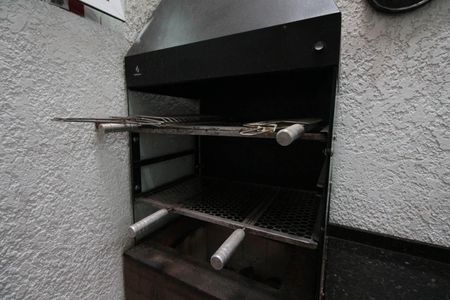 Casa de condomínio à venda com 110m², 3 quartos e 2 vagas Casa de condomínio à venda com 110m², 3 quartos e 2 vagasChurrasqueira