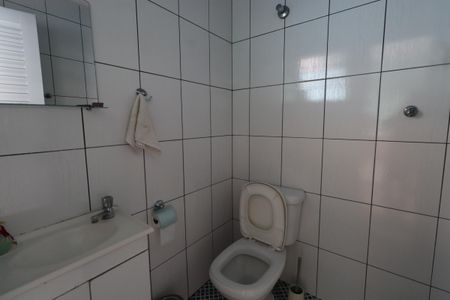 Casa à venda com 400m², 4 quartos e 7 vagasBanheiro de serviço