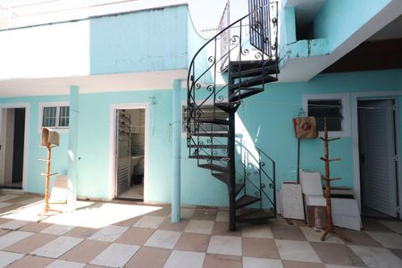 Casa à venda com 400m², 4 quartos e 7 vagasQuintal