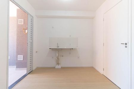 Apartamento à venda com 30m², 2 quartos e sem vaga Apartamento à venda com 30m², 2 quartos e sem vagaSala/Cozinha