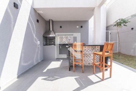 Apartamento à venda com 30m², 2 quartos e sem vaga Apartamento à venda com 30m², 2 quartos e sem vagaÁrea Comum - Churrasqueira