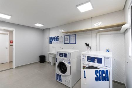 Apartamento à venda com 30m², 2 quartos e sem vaga Apartamento à venda com 30m², 2 quartos e sem vagaÁrea Comum - Lavanderia