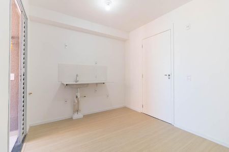 Apartamento à venda com 30m², 2 quartos e sem vaga Apartamento à venda com 30m², 2 quartos e sem vagaSala/Cozinha