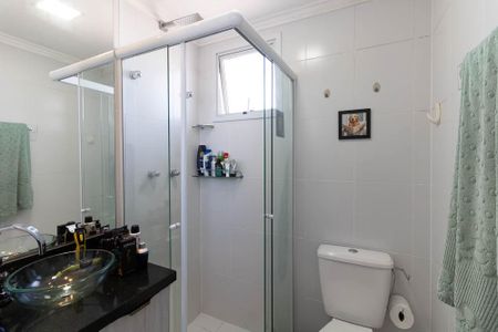 Apartamento à venda com 57m², 2 quartos e 2 vagas Apartamento à venda com 57m², 2 quartos e 2 vagasBanheiro da Suíte