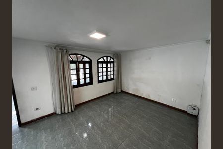 Sala de casa para alugar com 3 quartos, 240m² em Vila Ester (zona Norte), São Paulo