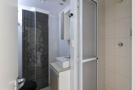 Apartamento para alugar com 70m², 3 quartos e 1 vaga Apartamento para alugar com 70m², 3 quartos e 1 vagaBanheiro 2