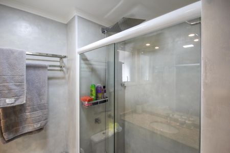Apartamento à venda com 57m², 2 quartos e 1 vaga Apartamento à venda com 57m², 2 quartos e 1 vagaBanheiro Social