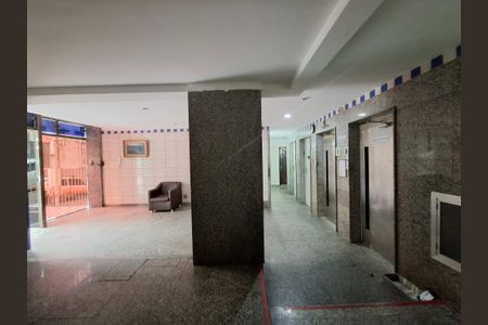 Hall de entrada  de apartamento à venda com 1 quarto, 17m² em Glória, Rio de Janeiro