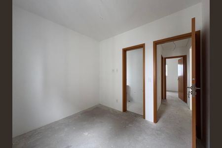 Apartamento à venda com 64m², 2 quartos e 2 vagasSuíte