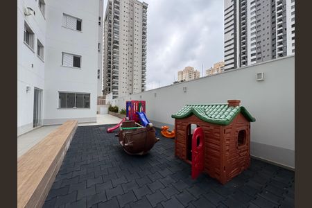 Apartamento à venda com 64m², 2 quartos e 2 vagasÁrea comum - Playground