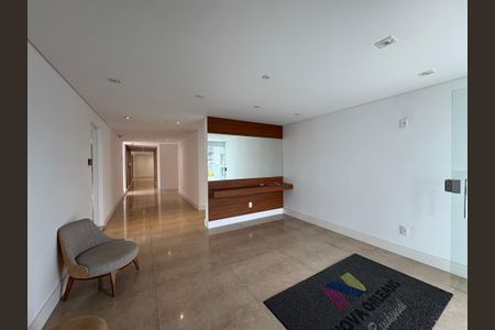 Apartamento à venda com 64m², 2 quartos e 2 vagasHall social