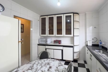 Apartamento à venda com 75m², 3 quartos e 1 vaga Apartamento à venda com 75m², 3 quartos e 1 vagaCozinha