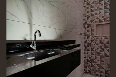 Apartamento à venda com 36m², 2 quartos e sem vaga Apartamento à venda com 36m², 2 quartos e sem vagaBanheiro