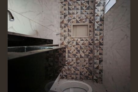 Apartamento à venda com 36m², 2 quartos e sem vaga Apartamento à venda com 36m², 2 quartos e sem vagaBanheiro
