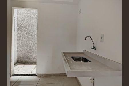 Apartamento à venda com 36m², 2 quartos e sem vaga Apartamento à venda com 36m², 2 quartos e sem vagaCozinha