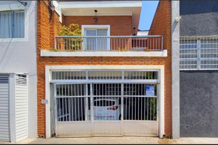 Casa à venda com 160m², 3 quartos e 2 vagas Casa à venda com 160m², 3 quartos e 2 vagasFachada + Plaquinha