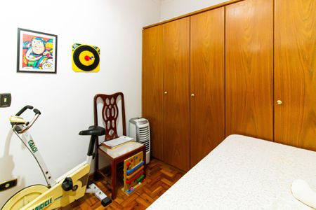 Casa à venda com 160m², 3 quartos e 2 vagas Casa à venda com 160m², 3 quartos e 2 vagasQuarto 2