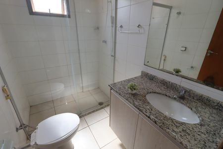 Apartamento para alugar com 117m², 3 quartos e 2 vagas Apartamento para alugar com 117m², 3 quartos e 2 vagasBanheiro da Suíte 2