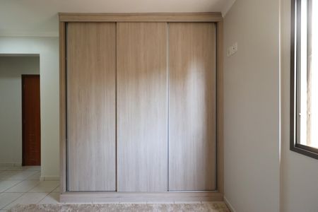 Apartamento para alugar com 117m², 3 quartos e 2 vagas Apartamento para alugar com 117m², 3 quartos e 2 vagasSuíte 2