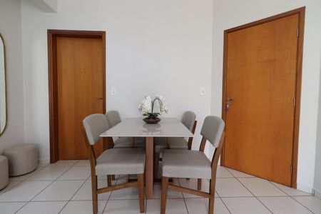 Apartamento para alugar com 117m², 3 quartos e 2 vagas Apartamento para alugar com 117m², 3 quartos e 2 vagasSala