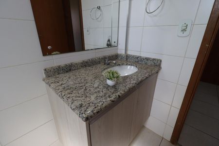 Apartamento para alugar com 117m², 3 quartos e 2 vagas Apartamento para alugar com 117m², 3 quartos e 2 vagasBanheiro da Suíte 2