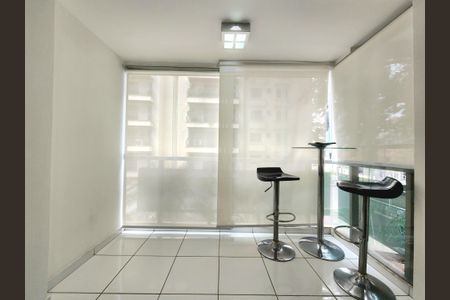 Apartamento à venda com 62m², 1 quarto e 1 vagaVaranda